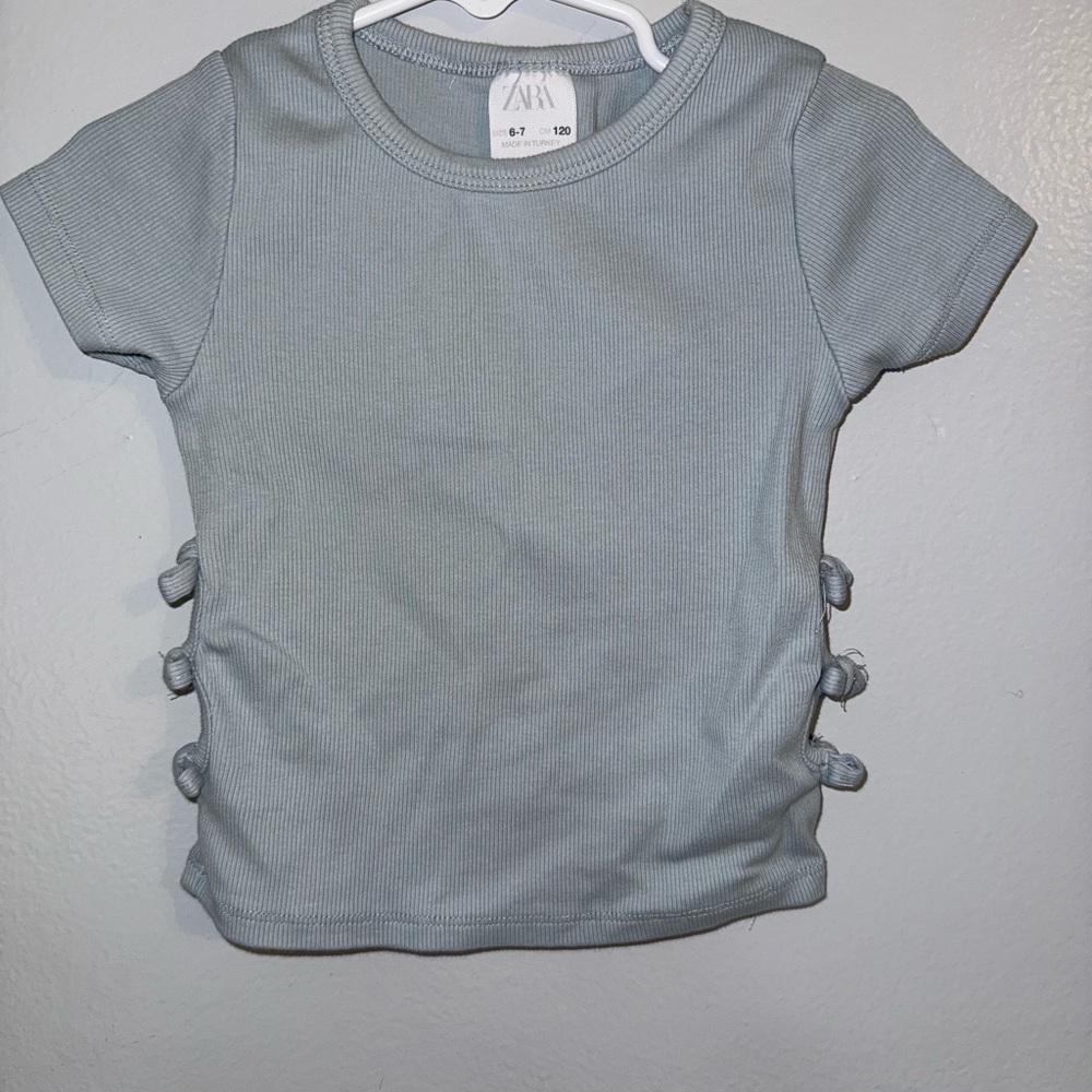 Zara Kids Ribbed Gray Short Sleeve Tee